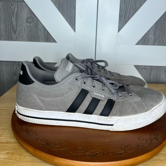 Adidas DAILY 3.0 SHOES Gray size 13 - Picture 2 of 10